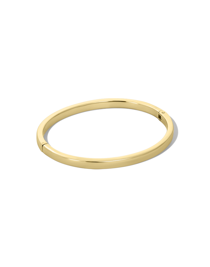 Classic Bracelet in gold, style B product shot on white background