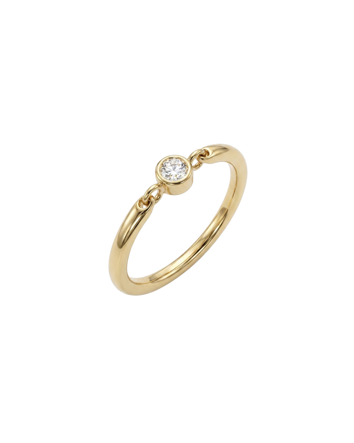 Gold twisted band ring
