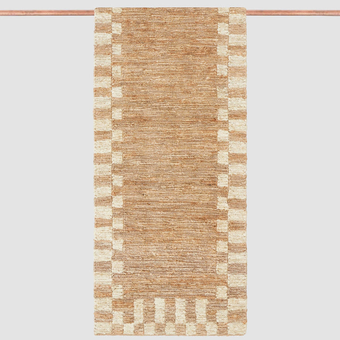 Ecru / 2.5' x 8'