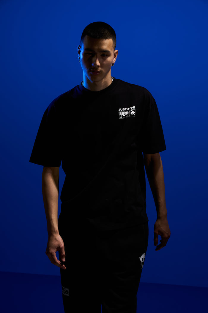 Hype x Sonic The Hedgehog™ Mens Black Retro Sonic T-Shirt
