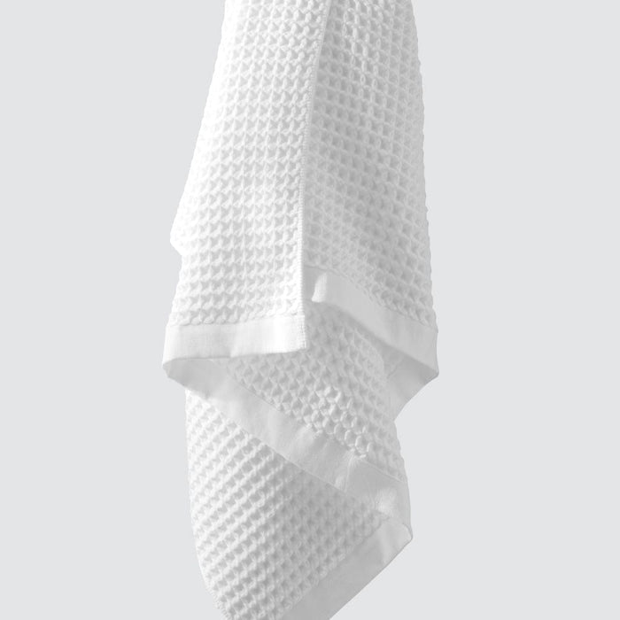White / 2 Face Towels