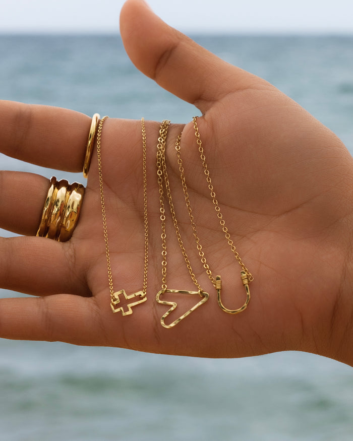 Itty Bitty Necklace Set