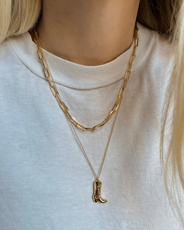 Made for walking necklace set
