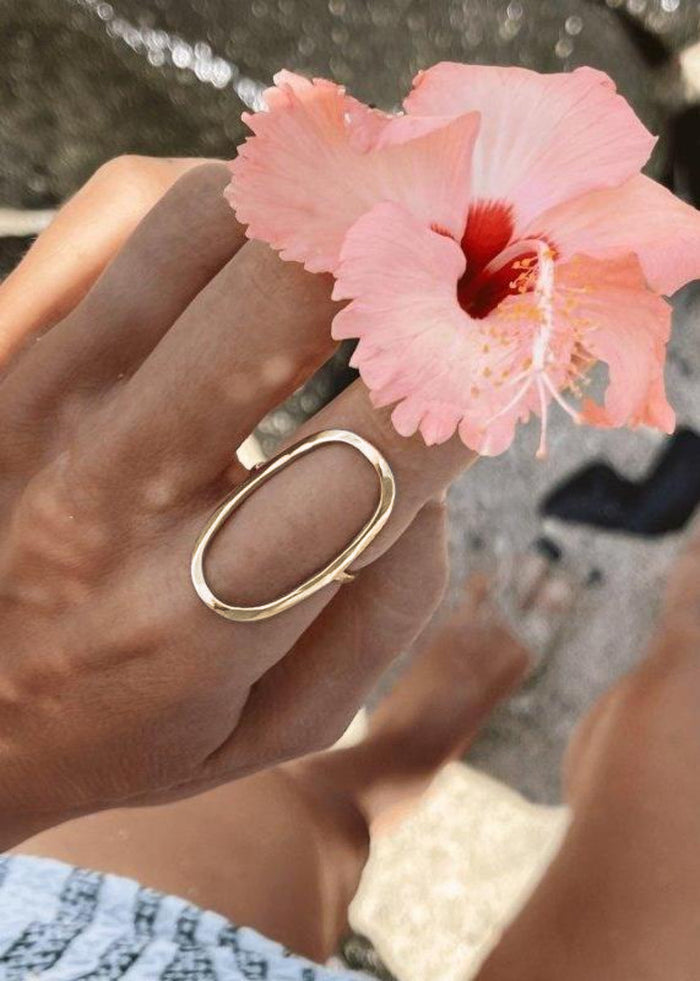 Oval Ring