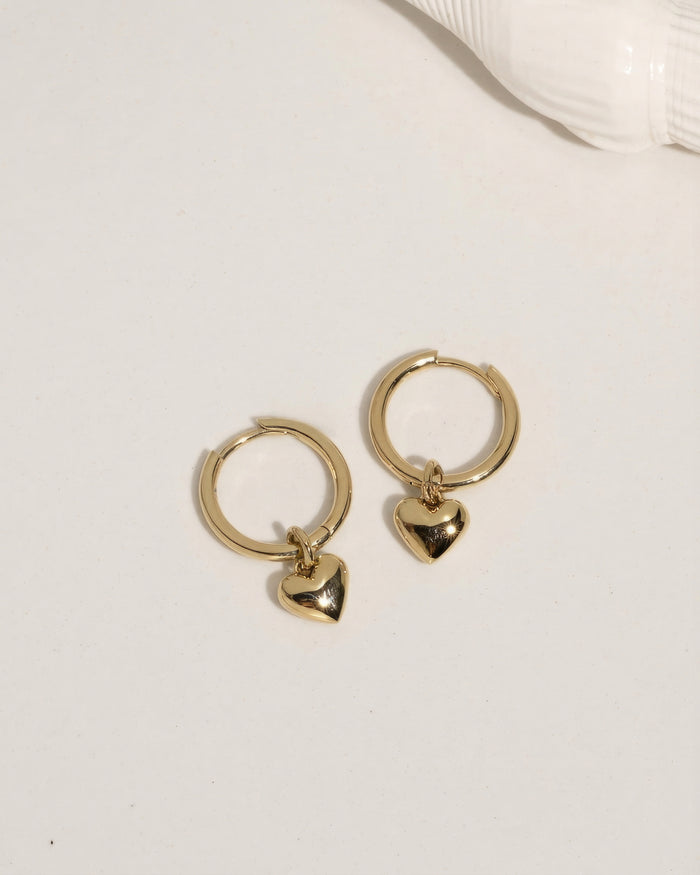 Tiny Heart Huggies